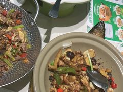 -绿草地·湘菜(7mall店)