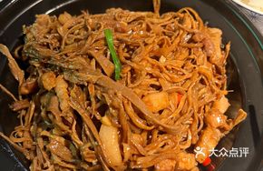 Pork and Bamboo Shoot Stir-fry