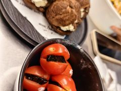 -W COLLECTIVE  DESSERT SHOP