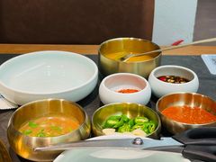 -韩白山·朝鲜族烤牛肉·酱蟹(长宁龙之梦店)