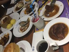 -四海一家自助餐(益田假日广场店)