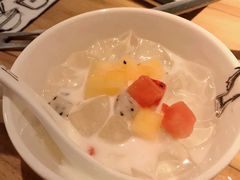 现任椰奶冰粉-太二酸菜鱼(正大广场店)