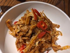 春笋手撕鸡-小大董·烤鸭(五棵松店)