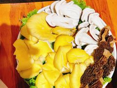 -民食香·腊排骨野生菌美食(木府店)