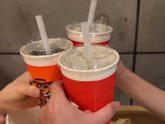 -麦当劳(上海虹桥站30B检票口楼上)