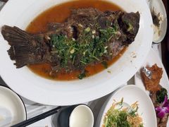 -梅利汴京烤鸭•开封豫菜地标店(东大街店)