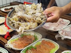 -四囍码头海鲜烧烤自助火锅(外滩南京东路悦荟广场店)