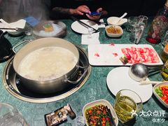 -捞王锅物料理(上海世茂广场店)