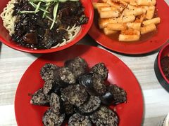 -高丽雅韩式炸酱面(南洪街店)