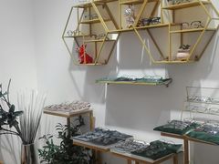 -肆兮眼镜·蔡司·徕卡战略合作店(大坪店)