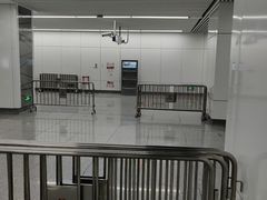 -建设三路(地铁站)