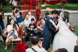 -南京宝娜嫁衣婚纱礼服馆(中央路店)