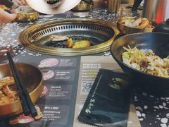 -黑牛の場烤肉(摩天活力城店)