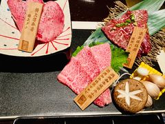-山川小町·极番烧肉(新地假日广场店)