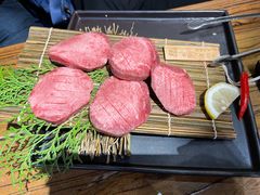 雪花精品牛舌肉-黑牛の店·黑金店(沈阳万象城店)