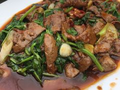 泡椒猪肝-月圆霖特色农家乐