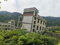 -四川汶川特大地震漩口中学遗址