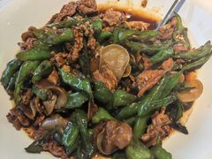 -霸蛮湖南菜·牛肉粉(荣京西街店)