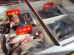 -王老六铁锅炖鱼(长春路店)