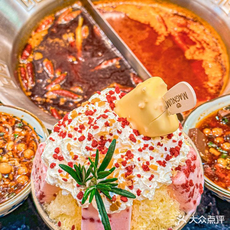 钱🐰似锦-新品来喽!排队也要吃的蜀主成都串串酒馆