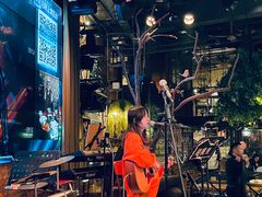 -胡桃里音乐酒馆(环亚凯瑟琳广场店)