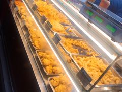自助取餐区-春苗炸鸡