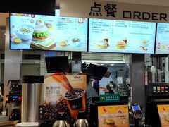 -麦当劳(军博店)