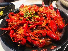 -沪小胖小龙虾(淮海中路旗舰店)