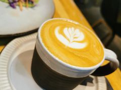 拿铁咖啡-Wagas沃歌斯(长宁龙之梦店)