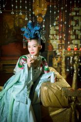 点击看大图 -九月鹰飞汉服摄影工作室
