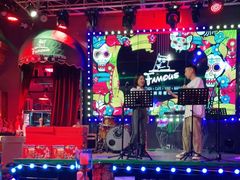 -Famous肥猫墨西哥音乐餐吧(五棵松华熙LIVE店)