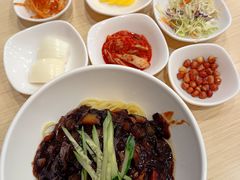 -贵宾庄炸酱面·韩式料理(高区店)