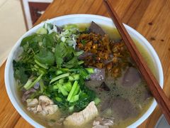 -文山荷鲜居(翠湖店)