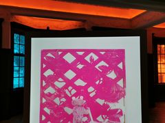 -Nathalie Djurberg与Hans Berg“牛皮纸包裹的月亮”-Prada荣宅当季展览