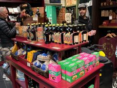 -九又四分之三站台哈利波特商店