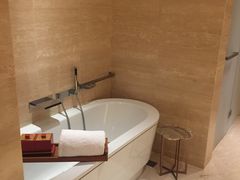 -上海衡山路十二号华邑酒店