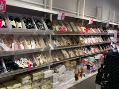 -唯品会(北京国瑞城店)