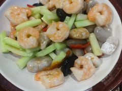 -香山湖家家宴(中山陵店)