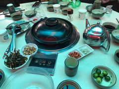 -润泽园椰子鸡(汇一城店)