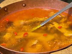 滋补鲜当归鸡汤-蓉城小馆(科兴店)