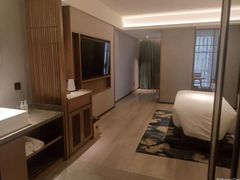 -美豪丽致酒店(西安高新区南二环丰庆公园地铁站店)