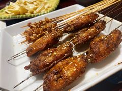 蜜制翅中-霄汉羊排(万松园一店)
