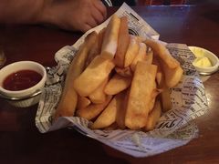 -Hooley's活利仕西餐厅(珠江新城店)