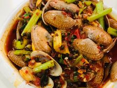 -凤凰路何眼镜香辣蟹(花果园店)