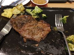 -必胜客(WOW象山涌金广场店)