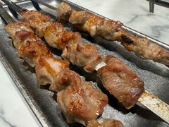 只用咸盐烤的羊肉串-丝路有约·优雅新疆菜(万宴城店)