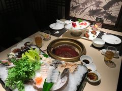 -余欢领鲜火锅(新街口店)
