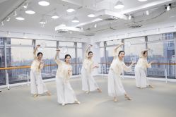 -深舞形体民族舞蹈工作室