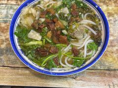-花溪牛肉粉(八鸽岩店)