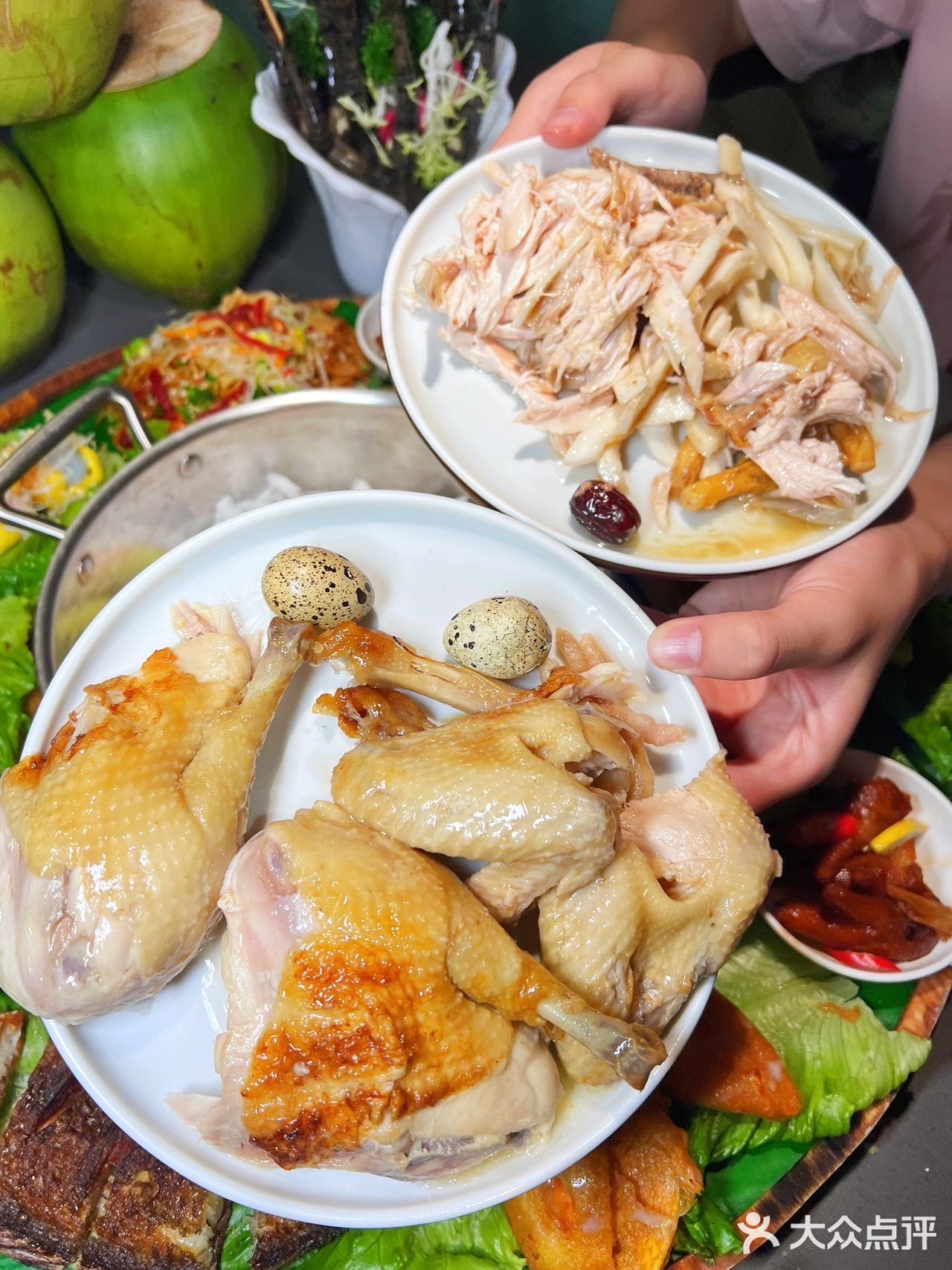 必点的大转盘超值，一次性吃到十几种海南特色美食